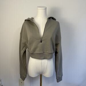 NWT Weworewhat x Revolve Half Zip Crop Hoodie Womens Size Small Gray Athletic